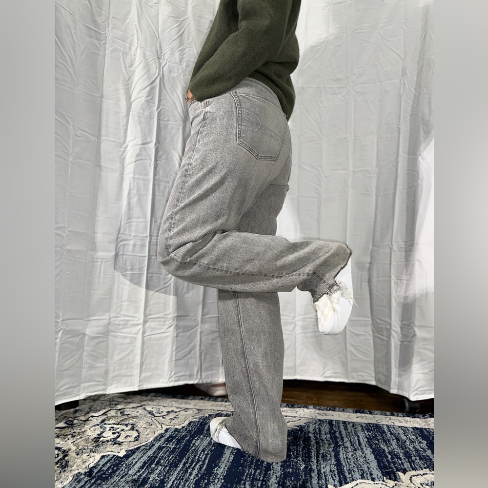 Gray Straight-Leg Rhinestone Jeans - Picture 5 of 6